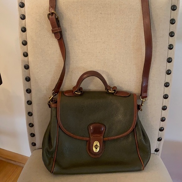 Coach Handbags - Coach Vintage Turnlock Satchel Green Brown Leather